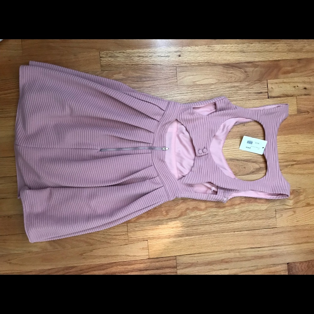 Adorable Baby Pink Cocktail Dress (BRAND NEW)